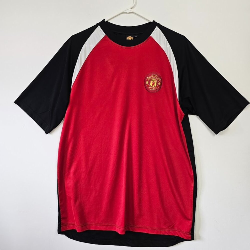 Manchester United Fan T‑Shirt XL Red Black Raglan Tee Club Crest Polyester